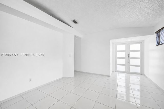 7256 W 34th Ln 7256, Hialeah, FL 33018