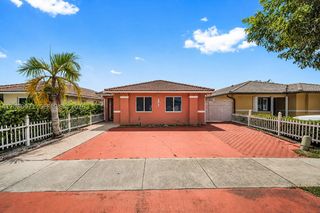 7256 W 34th Ln 7256, Hialeah, FL 33018