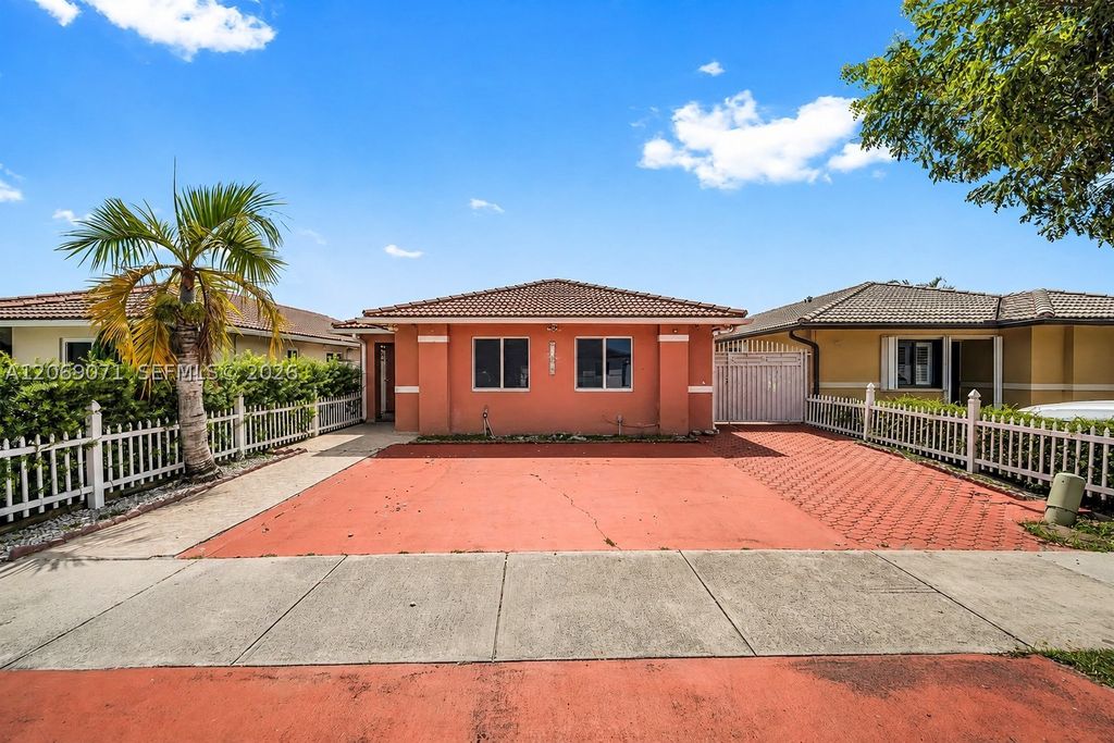 7256 W 34th Ln 7256, Hialeah, FL 33018