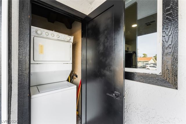 3215 Dillon Avenue, North Las Vegas, NV 89030
