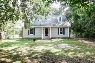 8613 Maywood Drive, Columbia, SC 29209