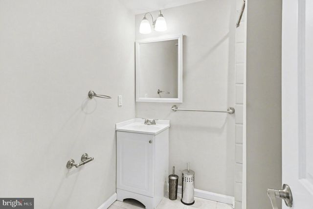 511 EAST AVE, Glenside, PA 19038