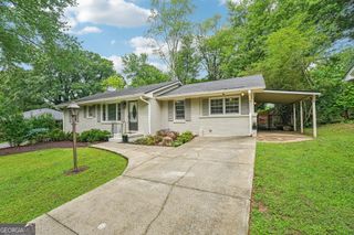 2120 Meadowbrook Lane SE, Marietta, GA 30067