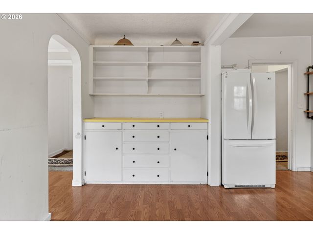 19100 Sw BLANTON St, Beaverton, OR 97078