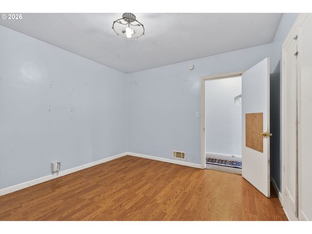 19100 Sw BLANTON St, Beaverton, OR 97078