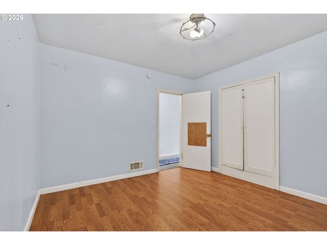 19100 Sw BLANTON St, Beaverton, OR 97078