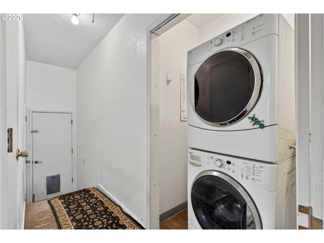 19100 Sw BLANTON St, Beaverton, OR 97078