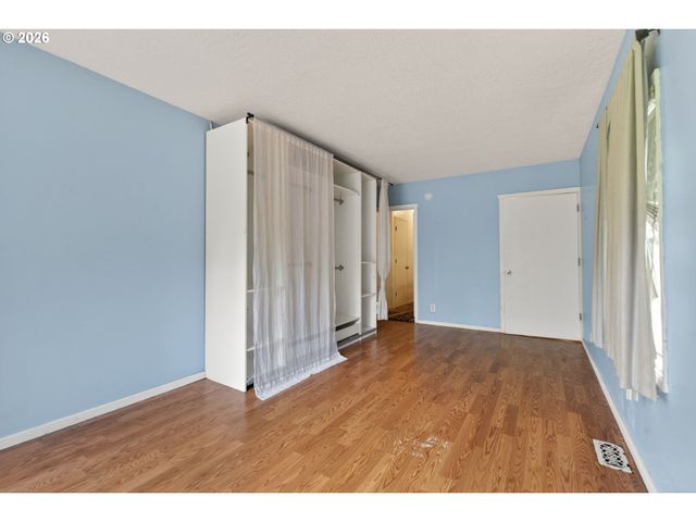 19100 Sw BLANTON St, Beaverton, OR 97078