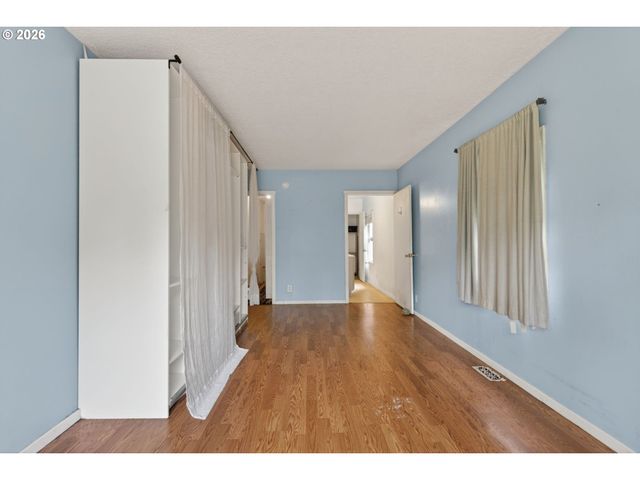 19100 Sw BLANTON St, Beaverton, OR 97078