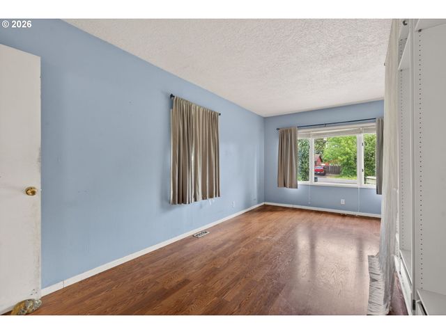 19100 Sw BLANTON St, Beaverton, OR 97078