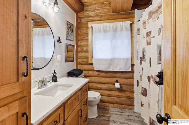 8616 Emerson Road, Plattsmouth, NE 68048