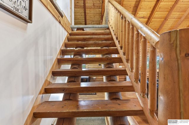 8616 Emerson Road, Plattsmouth, NE 68048