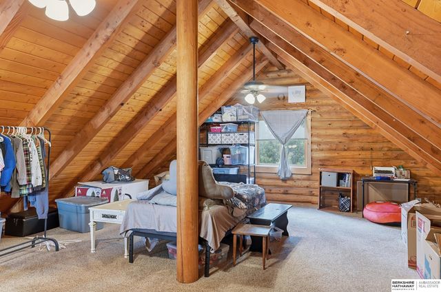 8616 Emerson Road, Plattsmouth, NE 68048