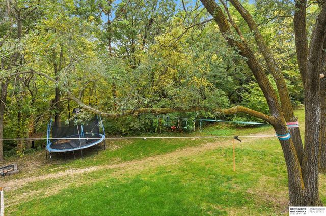 8616 Emerson Road, Plattsmouth, NE 68048