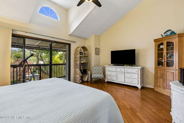 2003 SEMINOLE Road 2003, Atlantic Beach, FL 32233
