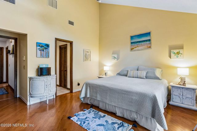 2003 SEMINOLE Road 2003, Atlantic Beach, FL 32233