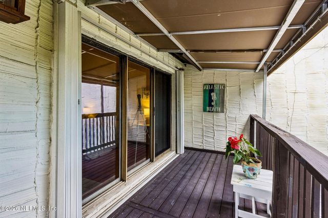 2003 SEMINOLE Road 2003, Atlantic Beach, FL 32233