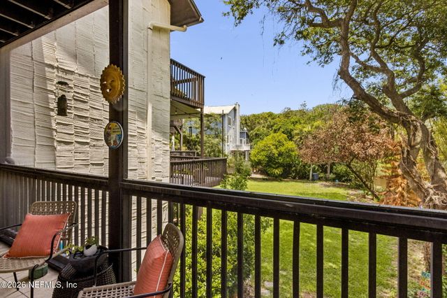 2003 SEMINOLE Road 2003, Atlantic Beach, FL 32233