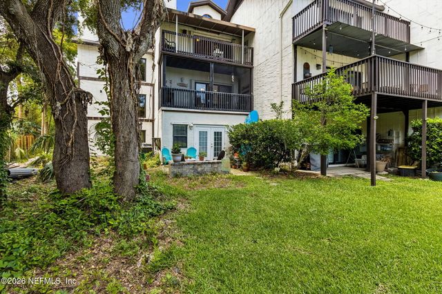 2003 SEMINOLE Road 2003, Atlantic Beach, FL 32233