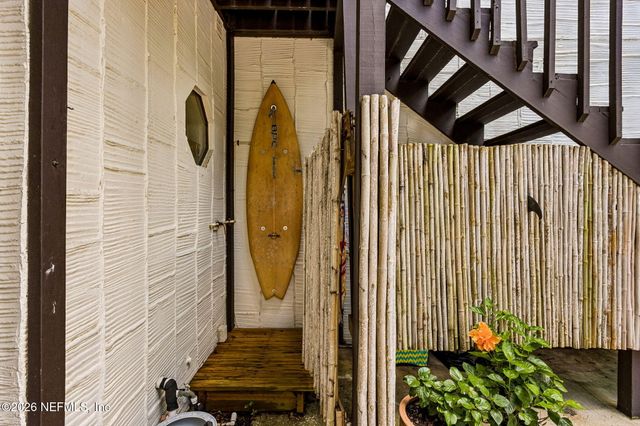2003 SEMINOLE Road 2003, Atlantic Beach, FL 32233