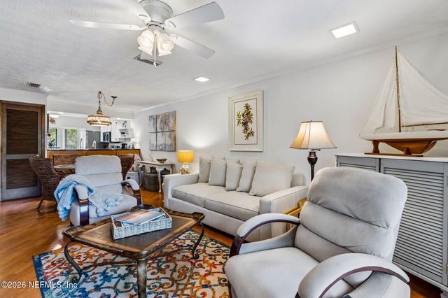 2003 SEMINOLE Road 2003, Atlantic Beach, FL 32233
