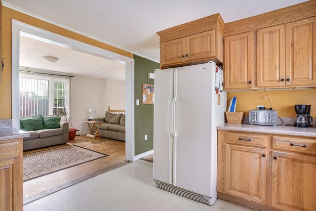 14 St Marys Lane, Salem, NH 03079