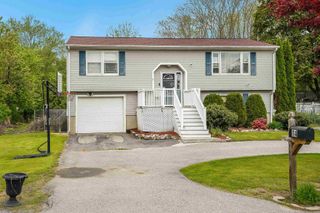 14 St Marys Lane, Salem, NH 03079