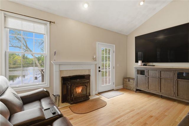 122 Spring Grove Road, Glocester, RI 02814