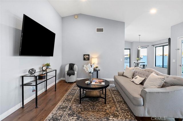 13455 IVANPAH Road, Apple Valley, CA 92308