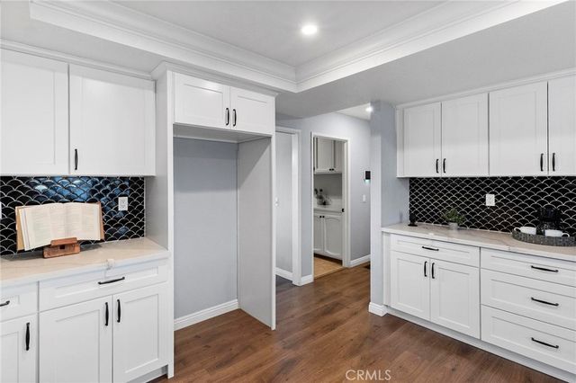 13455 IVANPAH Road, Apple Valley, CA 92308