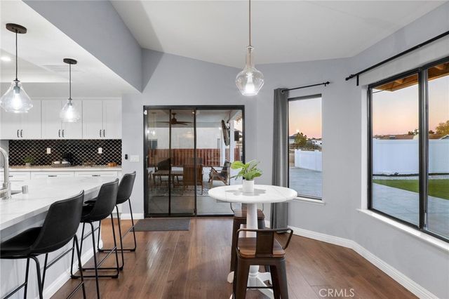 13455 IVANPAH Road, Apple Valley, CA 92308