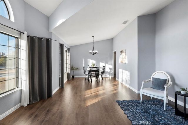 13455 IVANPAH Road, Apple Valley, CA 92308