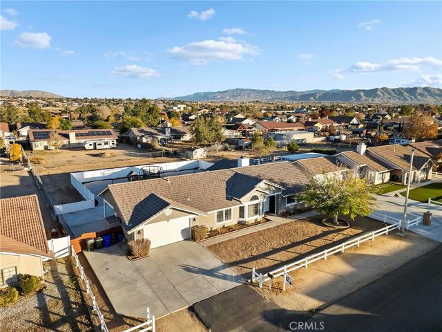 13455 IVANPAH Road, Apple Valley, CA 92308