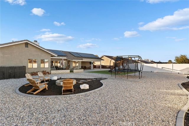 13455 IVANPAH Road, Apple Valley, CA 92308