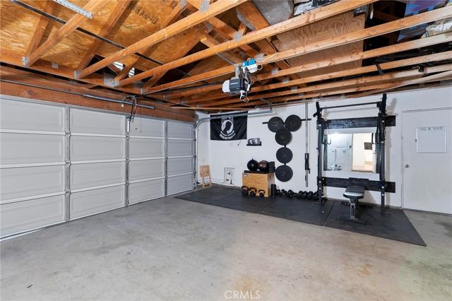 13455 IVANPAH Road, Apple Valley, CA 92308