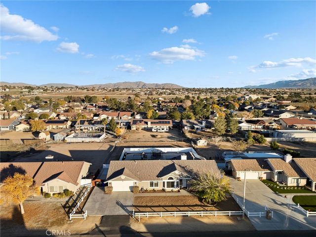 13455 IVANPAH Road, Apple Valley, CA 92308