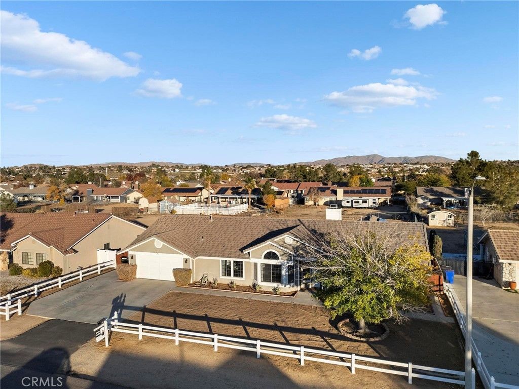 13455 IVANPAH Road, Apple Valley, CA 92308