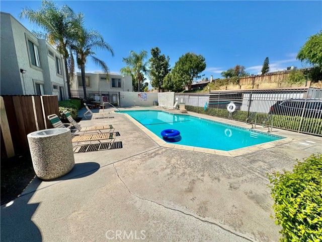 2266 Denair, Highland, CA 92346