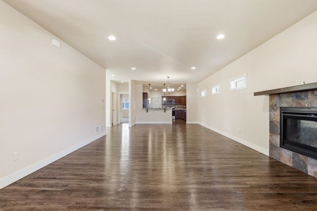 6129 N Howard St, Spokane, WA 99205