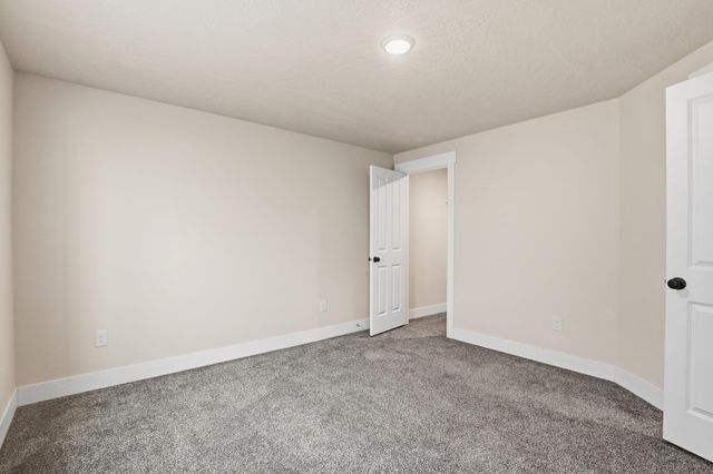 6129 N Howard St, Spokane, WA 99205