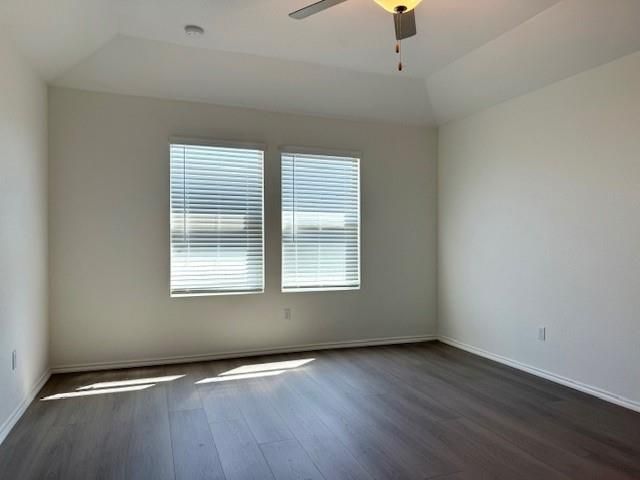 108 Bear Oak ST, Hutto, TX 78634