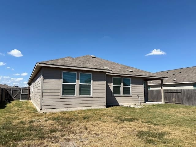 108 Bear Oak ST, Hutto, TX 78634