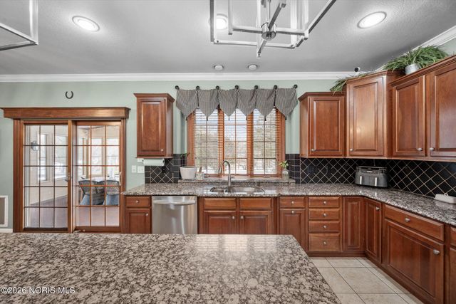 6052 Windy Ridge Lane, Sylvania, OH 43560