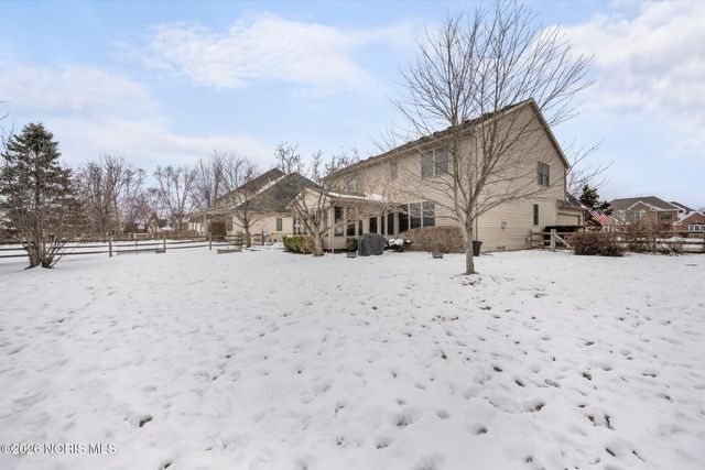 6052 Windy Ridge Lane, Sylvania, OH 43560