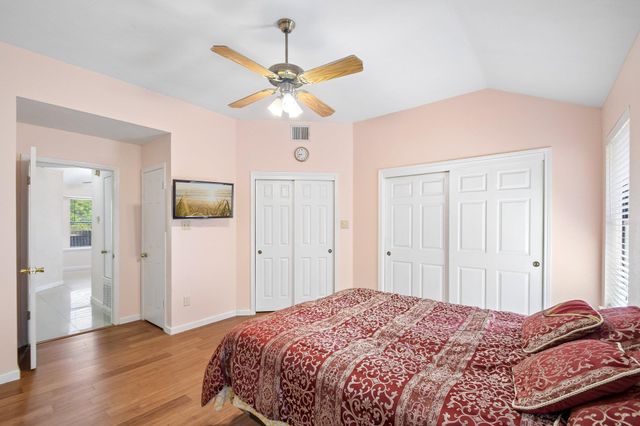 1801 Twisted Oak DR, Leander, TX 78641