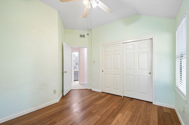 1801 Twisted Oak DR, Leander, TX 78641