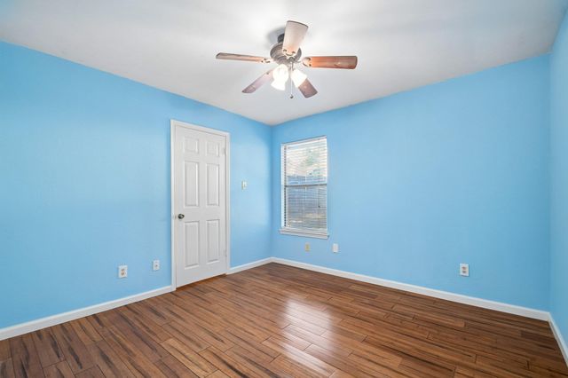 1801 Twisted Oak DR, Leander, TX 78641