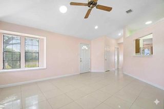 1801 Twisted Oak DR, Leander, TX 78641