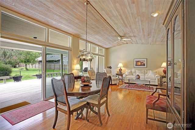 310 Prestwick Drive, Camano Island, WA 98282