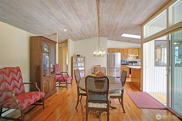 310 Prestwick Drive, Camano Island, WA 98282